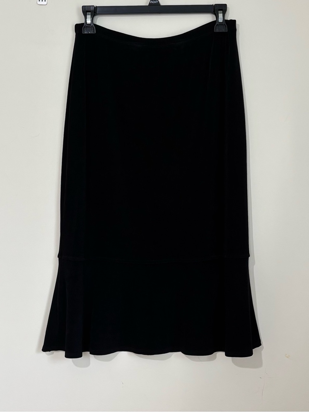 Chicos Travelers Classic Black Flare Ruffle Hem Pull On Office Causal Midi Skirt